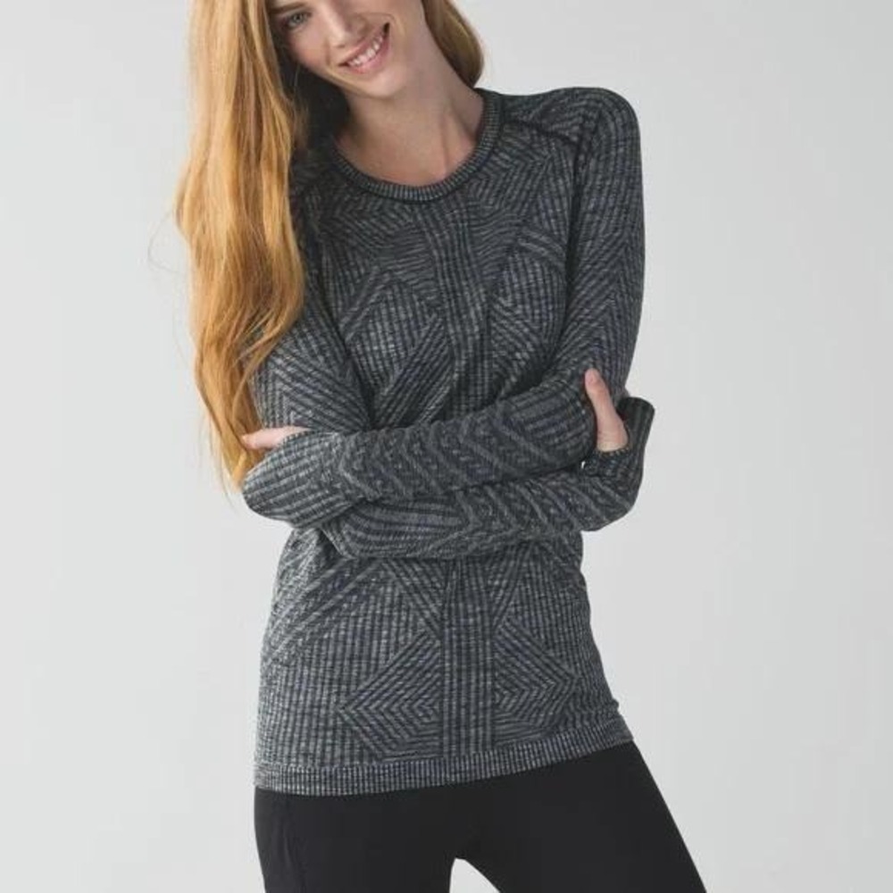 Lululemon Rest Less Pullover Black Grey Geometric Jacquard Long Sleeve Top 18x27